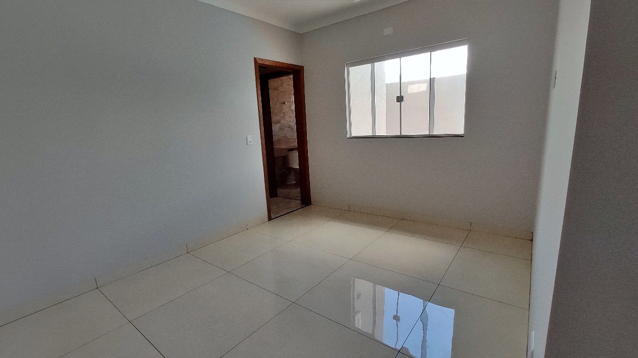 Imagem Casa com 3 Quartos à Venda, 125 m²em Residencial Aquarius I - Campo Grande