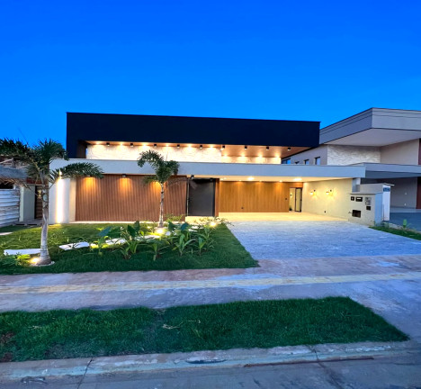 Foto do imóvel: Casa de Condomínio com 3 Quartos à Venda, 161 m² em Residencial Villagio Toscana - Goiânia