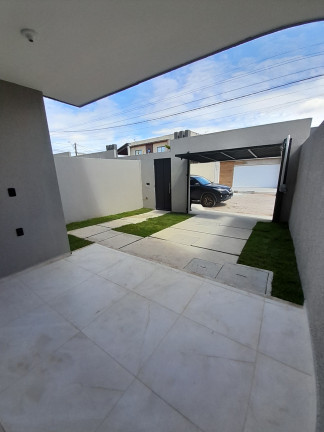 Imagem Casa com 3 Quartos à Venda, 151 m² em Centro - Eusébio