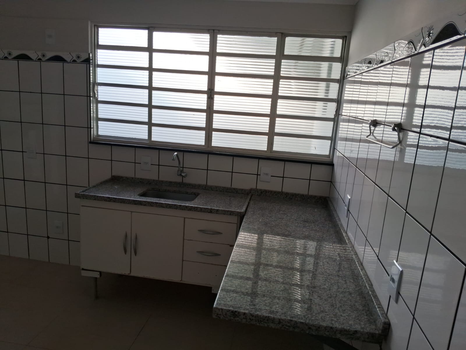 Foto do imóvel: Casa com 2 Quartos à Venda, 112 m² em Jardim Carolina - Bauru