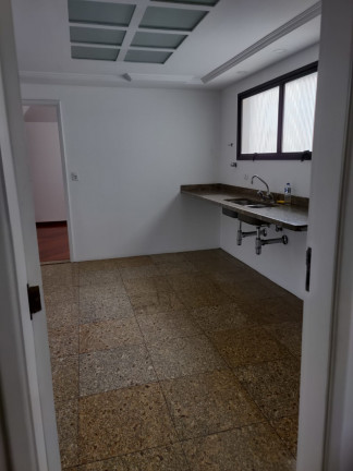 Apartamento com 4 Quartos à Venda ou Locação, 370 m² em Pacaembu - São Paulo