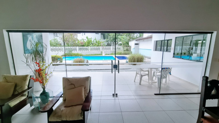 Imagem Casa com 3 Quartos para Temporada, 300 m²em Riviera - Bertioga