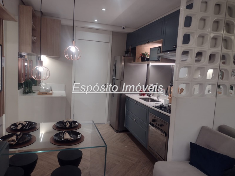Apartamento com 2 Quartos à Venda, 32 m²em Vila Carmosina - São Paulo