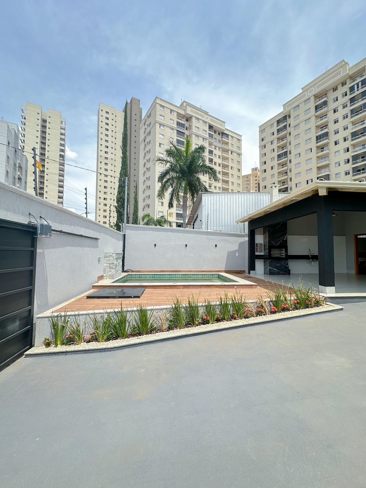 Imagem Casa com 4 Quartos à Venda, 285 m²em Setor Sudoeste - Goiânia
