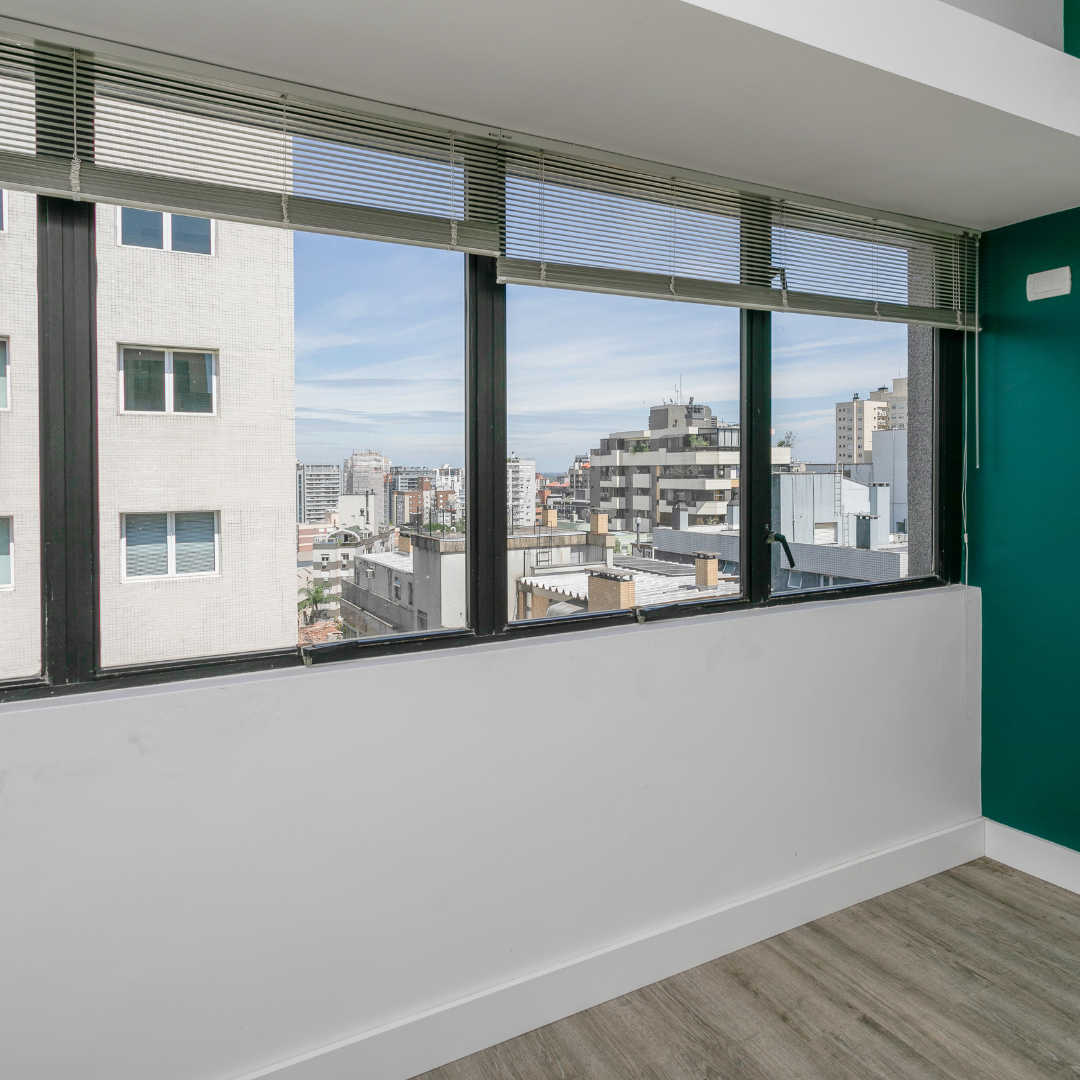 Foto do imóvel: Sala Comercial à Venda, 38 m² em Auxiliadora - Porto Alegre