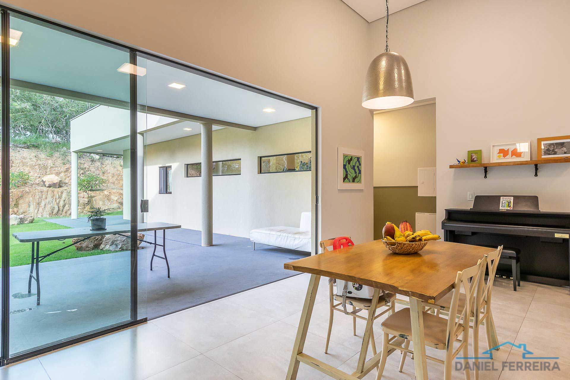 Foto do imóvel: Casa de Condomínio com 3 Quartos à Venda, 240 m² em Setor Habitacional Tororó (Jardim Botânico) - Brasília