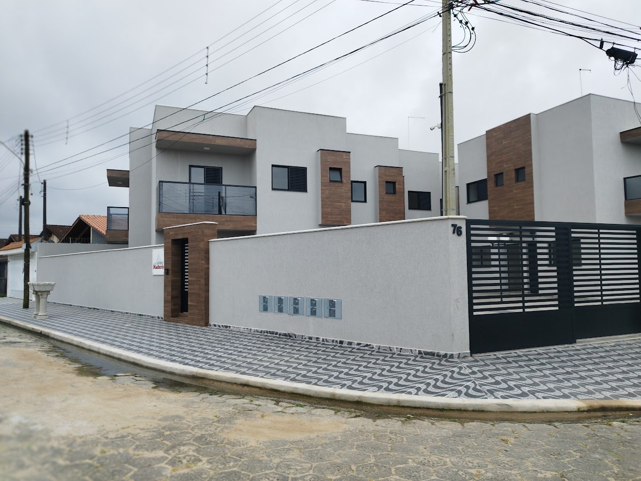 Imagem Casa de Condomínio com 2 Quartos à Venda, 85 m²em Vila Anhanguera - Mongaguá