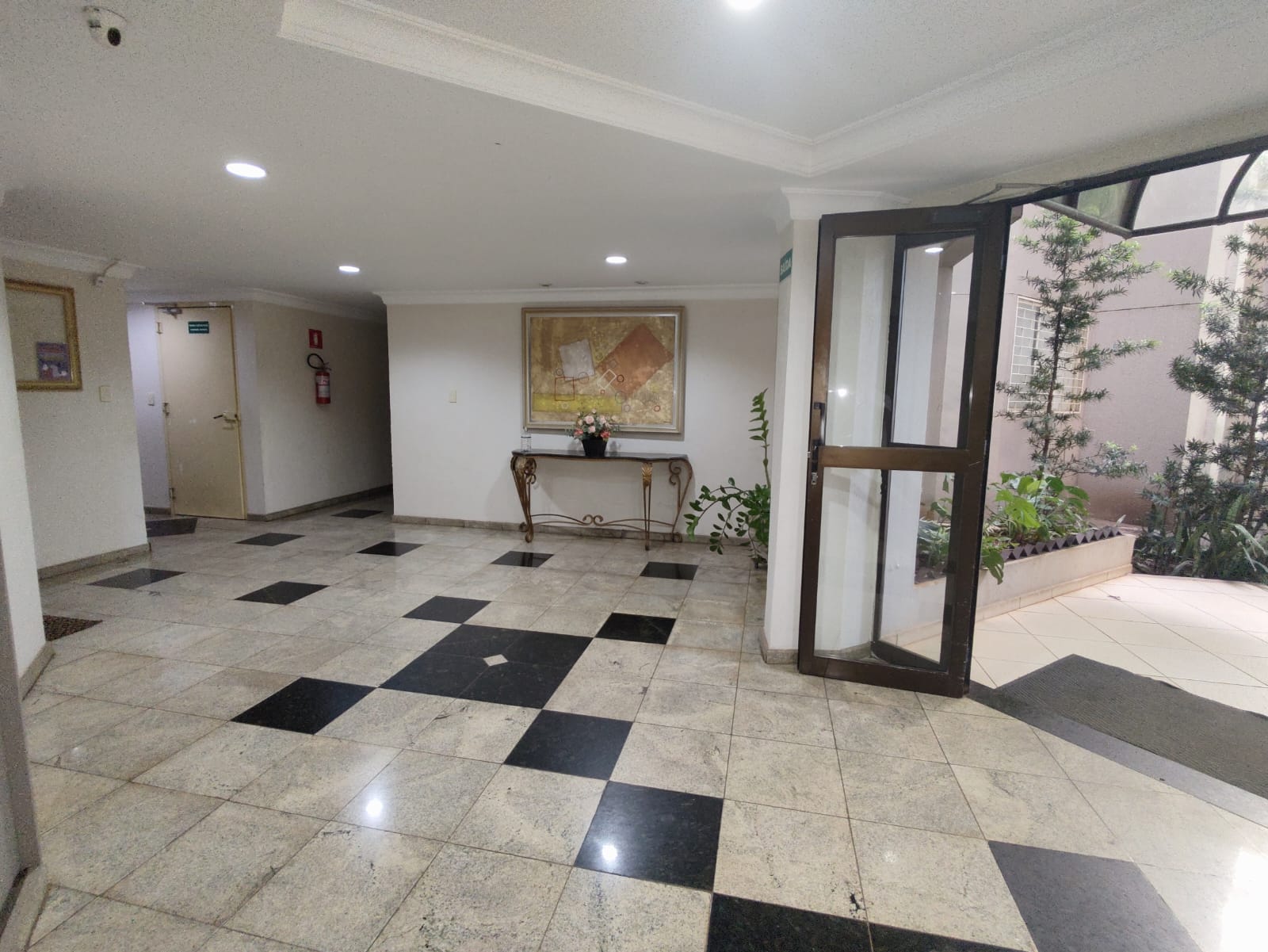 Foto do imóvel: Apartamento com 3 Quartos à Venda, 64 m²em Cláudia - Londrina