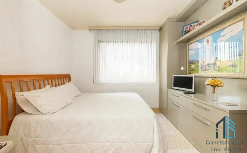 Foto do imóvel: Apartamento com 3 Quartos à Venda, 80 m² em Ahú - Curitiba