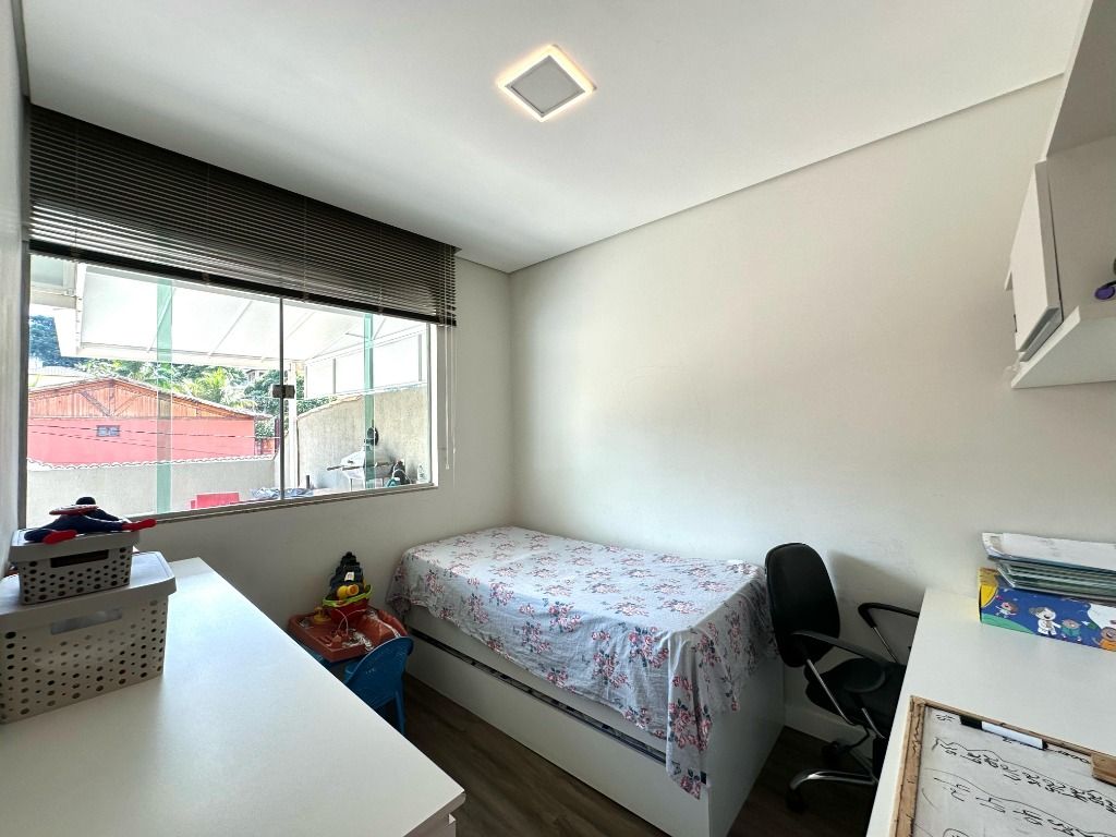 Foto do imóvel: Casa com 3 Quartos à Venda, 122 m² em Planalto - Belo Horizonte