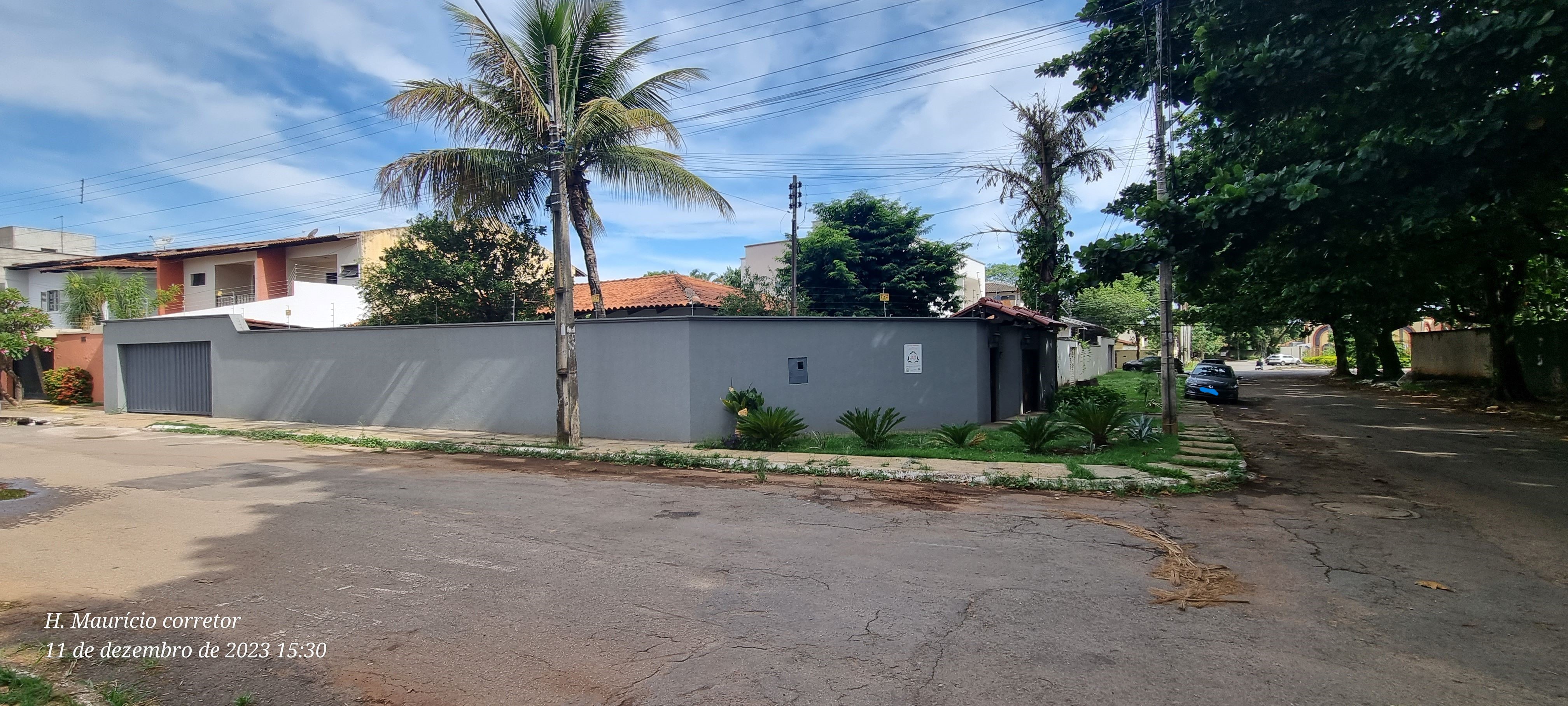 Imagem Casa com 4 Quartos à Venda, 240 m²em Setor Jaó - Goiânia