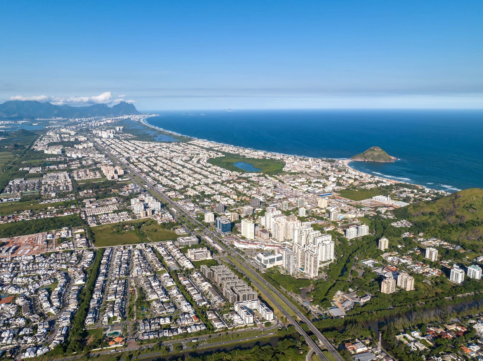 Imagem Apartamento com 2 Quartos à Venda, 54 m²em Recreio dos Bandeirantes - Rio de Janeiro