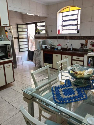 Foto do imóvel: Sobrado com 3 Quartos à Venda, 187 m² em Rudge Ramos - São Bernardo do Campo
