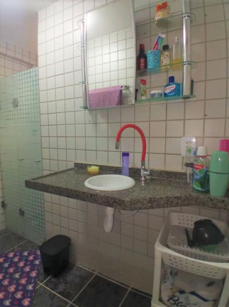 Imagem Apartamento com 3 Quartos à Venda, 75 m² em Cordeiro - Recife