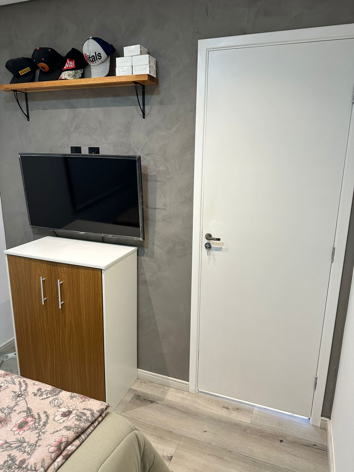 Imagem Apartamento com 1 Quarto à Venda, 32 m²em Parque Reboucas - São Paulo