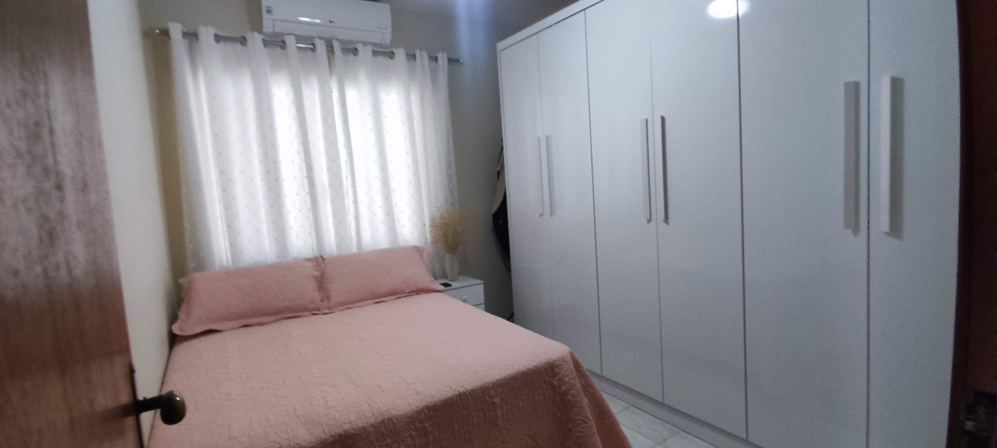 Foto do imóvel: Casa de Vila com 2 Quartos à Venda, em Marambaia - São Gonçalo