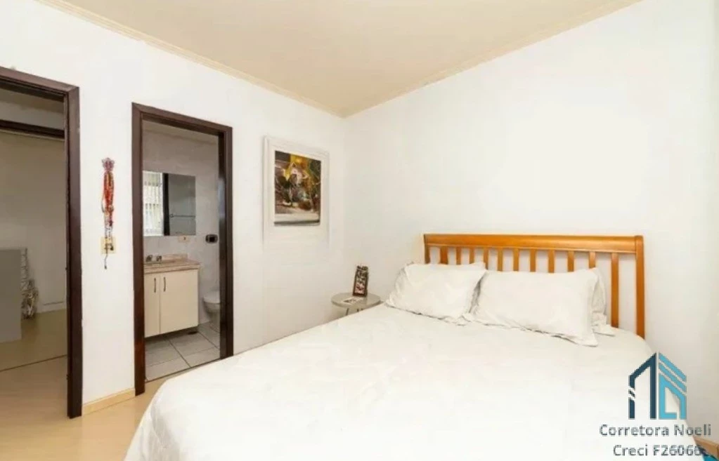 Foto do imóvel: Apartamento com 3 Quartos à Venda, 80 m² em Ahú - Curitiba