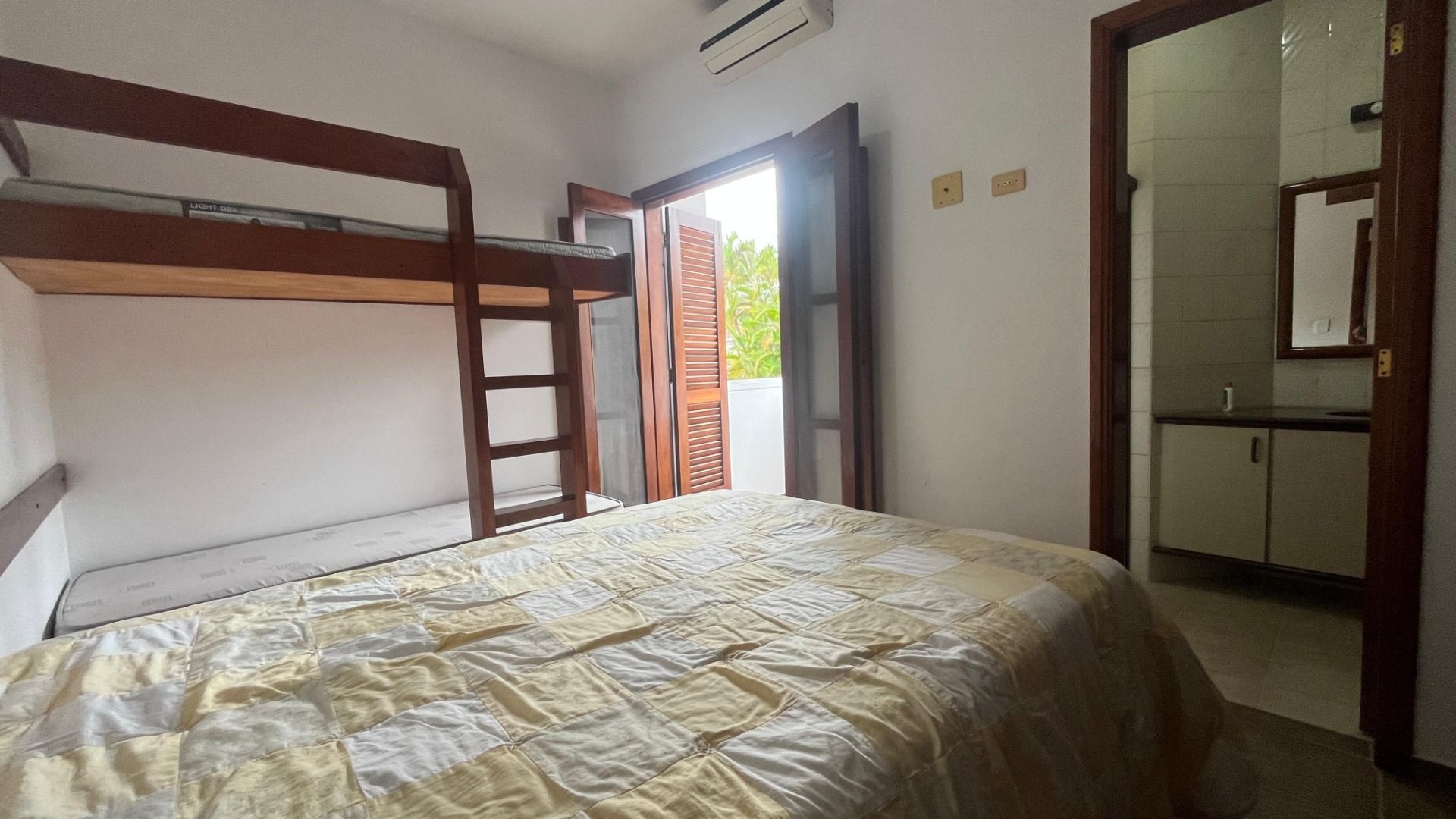 Foto do imóvel: Casa com 8 Quartos à Venda ou Temporada, 390 m² em Riviera - Bertioga