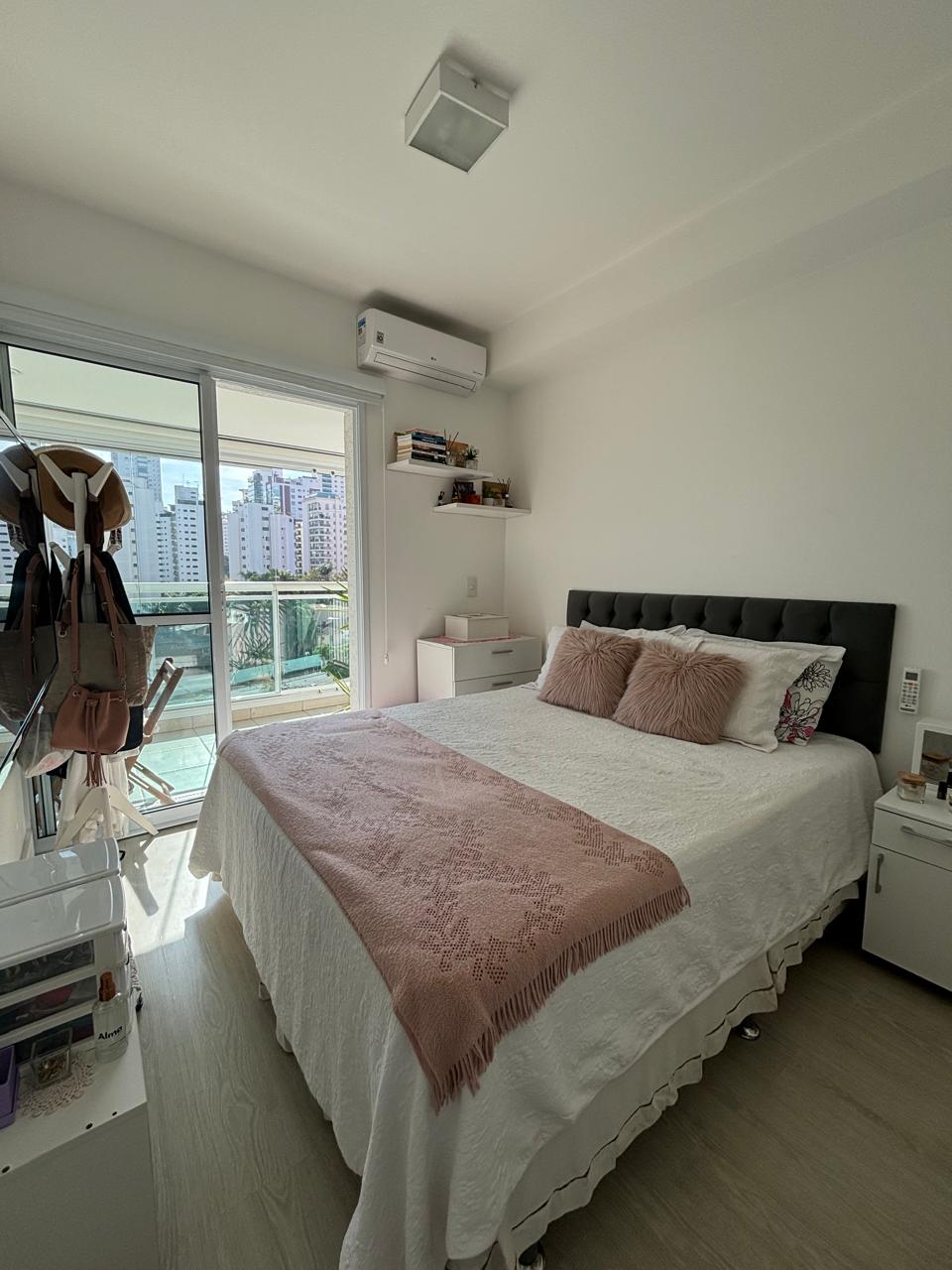 Foto do imóvel: Apartamento com 1 Quarto para Alugar, 50 m² em Campo Belo - São Paulo