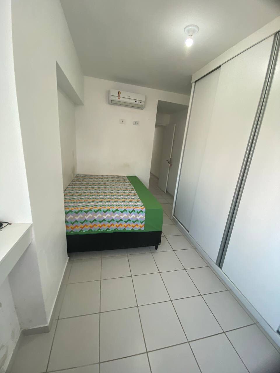 Imagem Apartamento com 4 Quartos à Venda, 104 m²em Bairro Novo - Olinda