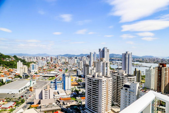 Imagem Apartamento com 2 Quartos à Venda, 74 m² em Fazenda - Itajaí