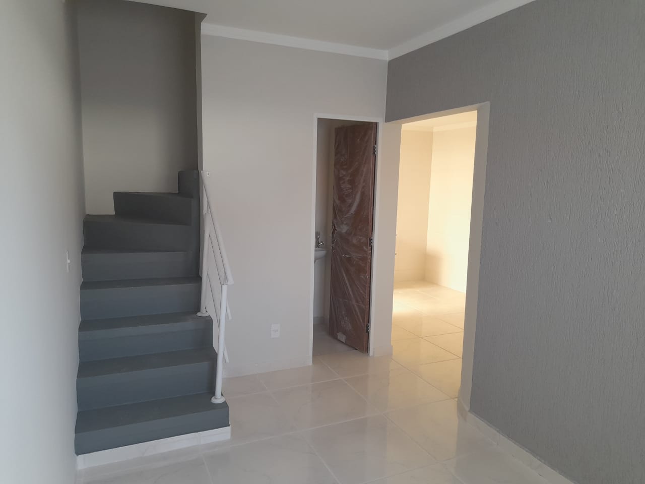 Imagem Sobrado com 2 Quartos à Venda, 65 m²em Jardim Wanel Ville V - Sorocaba