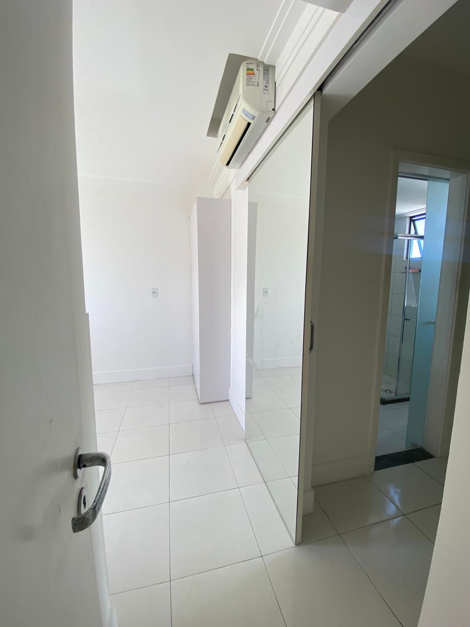 Imagem Apartamento com 2 Quartos à Venda, 77 m²em Imbuí - Salvador