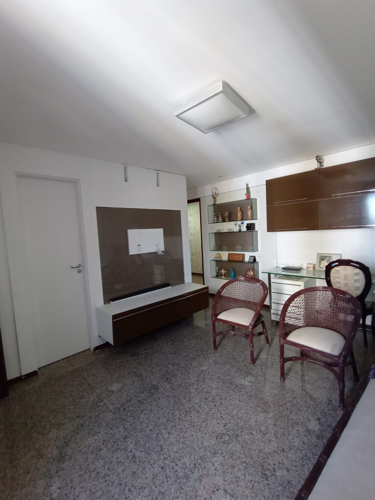 Imagem Apartamento com 4 Quartos à Venda, 315 m²em Guararapes - Fortaleza