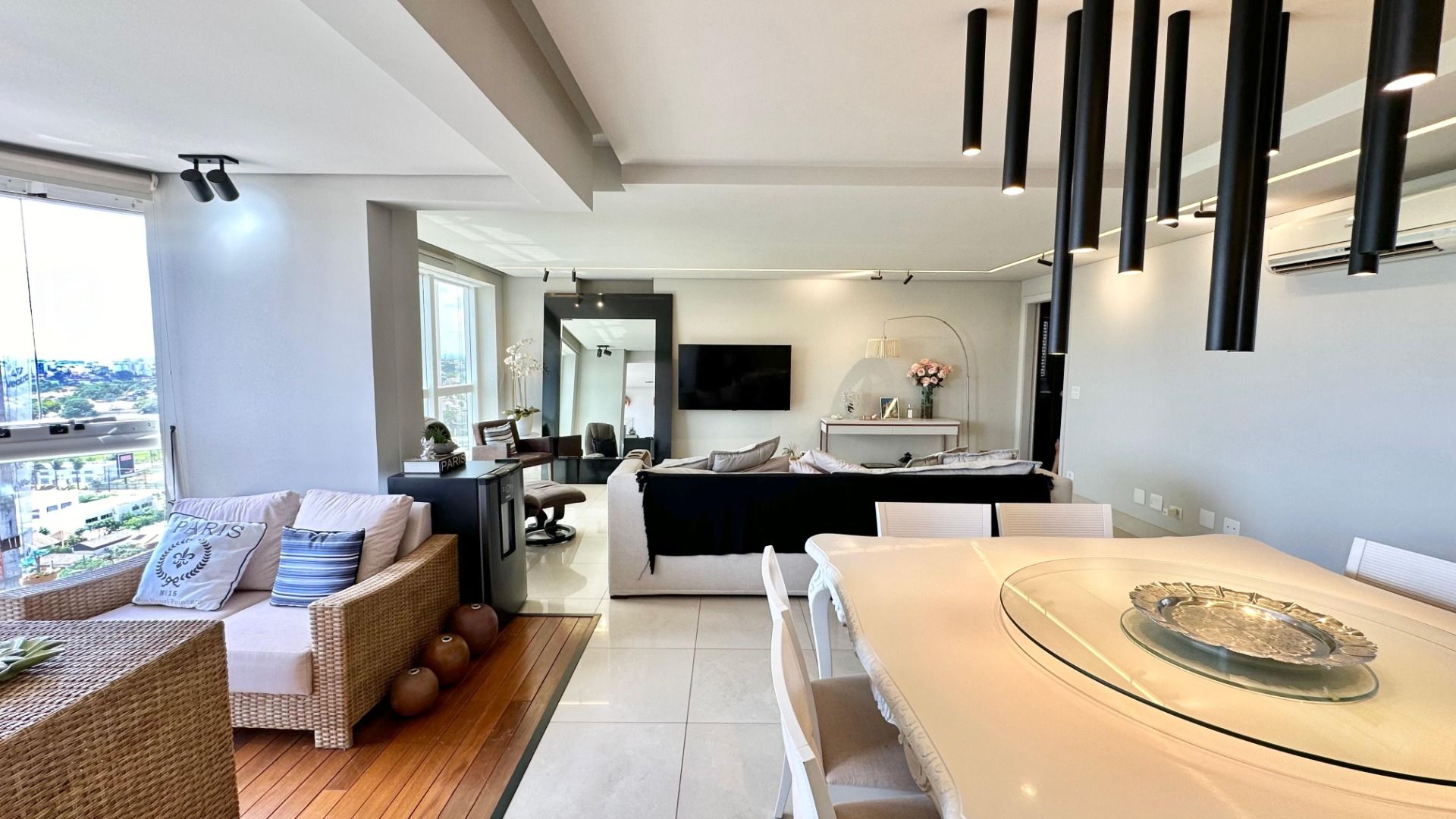Foto do imóvel: Apartamento com 3 Quartos à Venda, 215 m²em Bela Suiça - Londrina