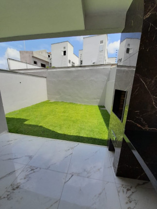 Imagem Casa com 3 Quartos à Venda, 123 m² em Centro - Eusébio