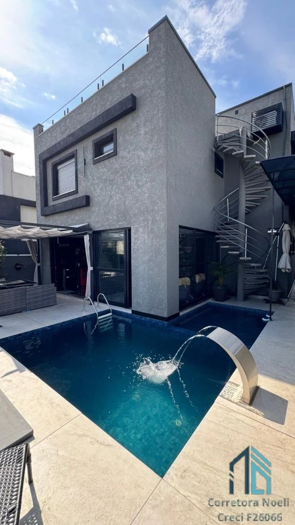Foto do imóvel: Casa de Condomínio com 4 Quartos à Venda, 367 m² em Abranches - Curitiba
