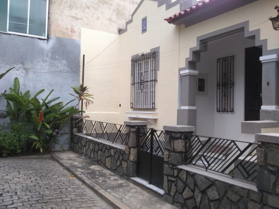 Imagem Casa com 2 Quartos para Alugar, 75 m² em Vila Isabel - Rio De Janeiro