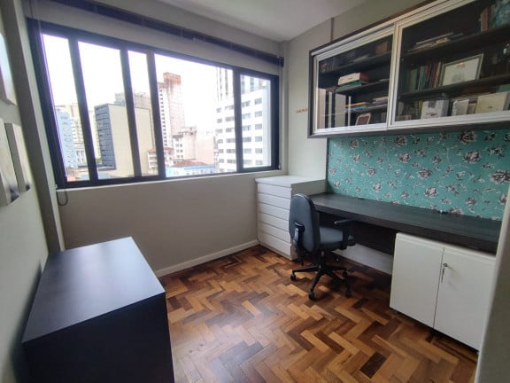 Imagem Apartamento com 3 Quartos à Venda,  em Centro - Curitiba