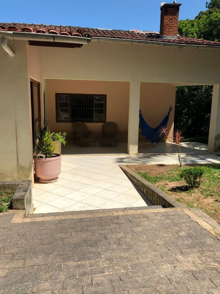 Imagem Casa de Condomínio com 3 Quartos à Venda, 333 m²em Eldorado - Diadema