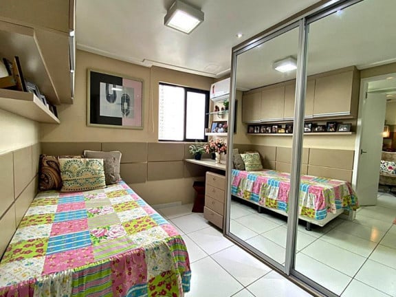 Imagem Apartamento com 2 Quartos à Venda,  em Madalena - Recife