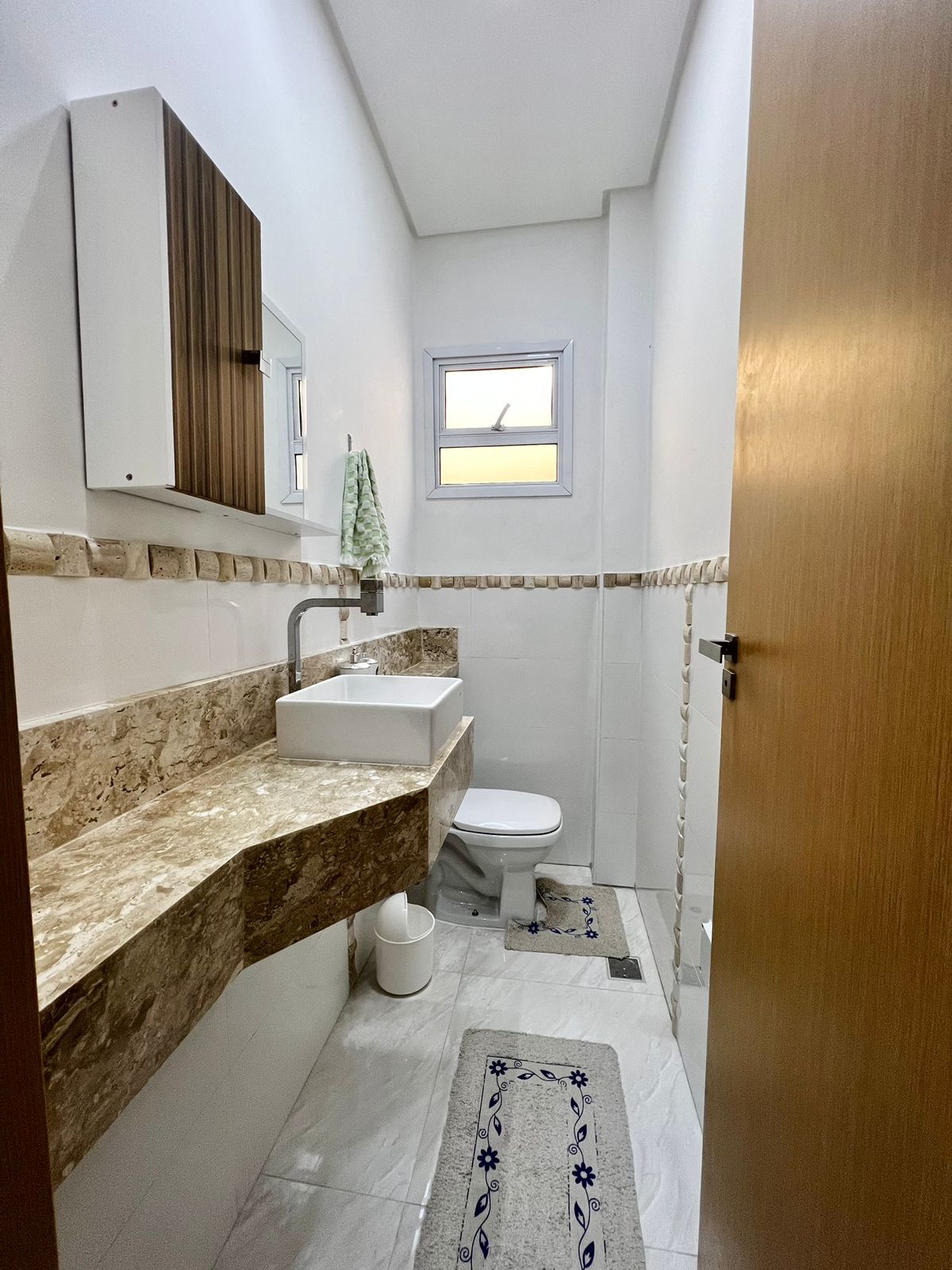 Foto do imóvel: Sobrado com 3 Quartos à Venda, 84 m²em Caiçara - Praia Grande