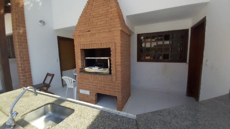 Imagem Casa com 4 Quartos para Temporada, 300 m² em Riviera - Bertioga