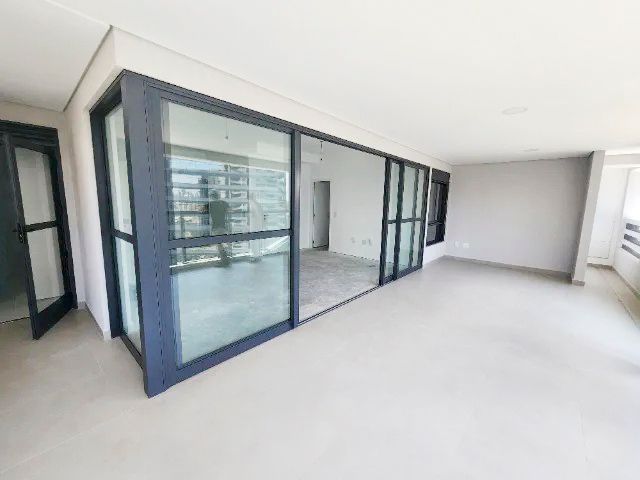 Imagem Apartamento com 3 Quartos à Venda, 162 m²em Vila São Francisco (Zona Sul) - São Paulo