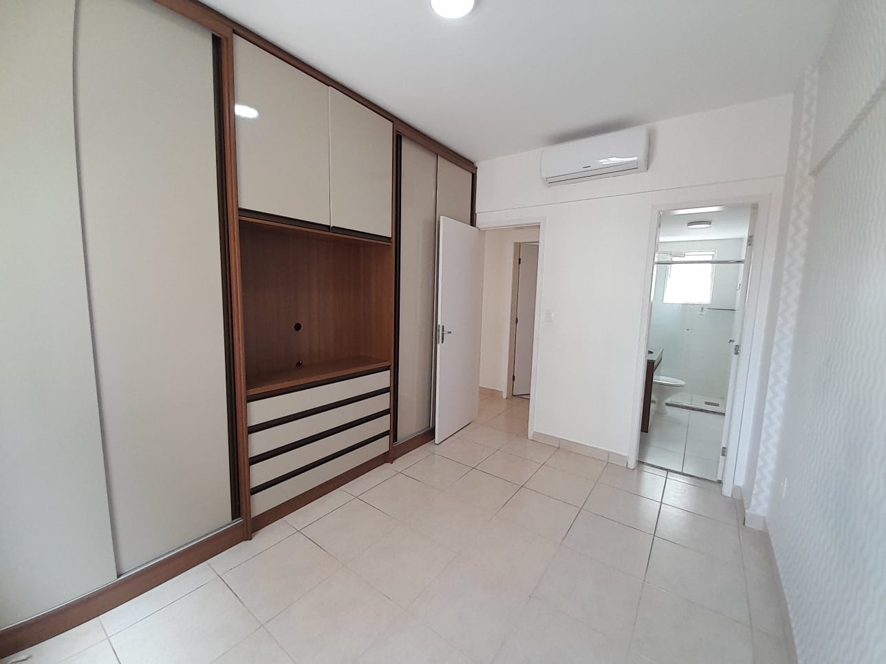 Imagem Apartamento com 3 Quartos à Venda, 85 m²em Ponta Negra - Manaus