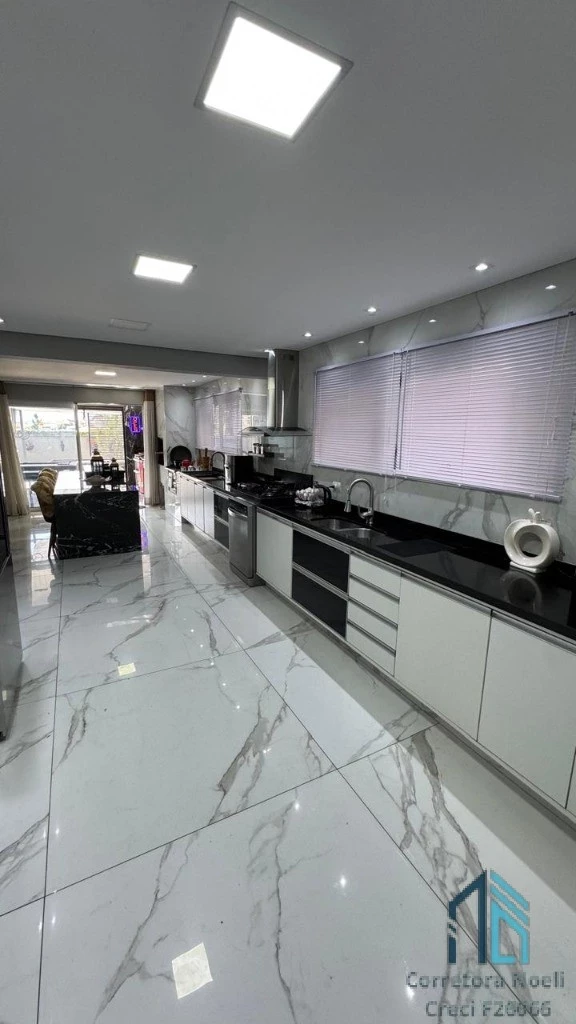 Foto do imóvel: Casa de Condomínio com 4 Quartos à Venda, 367 m² em Abranches - Curitiba