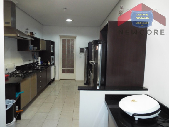Imagem Apartamento com 3 Quartos à Venda,  em Centro - Pelotas