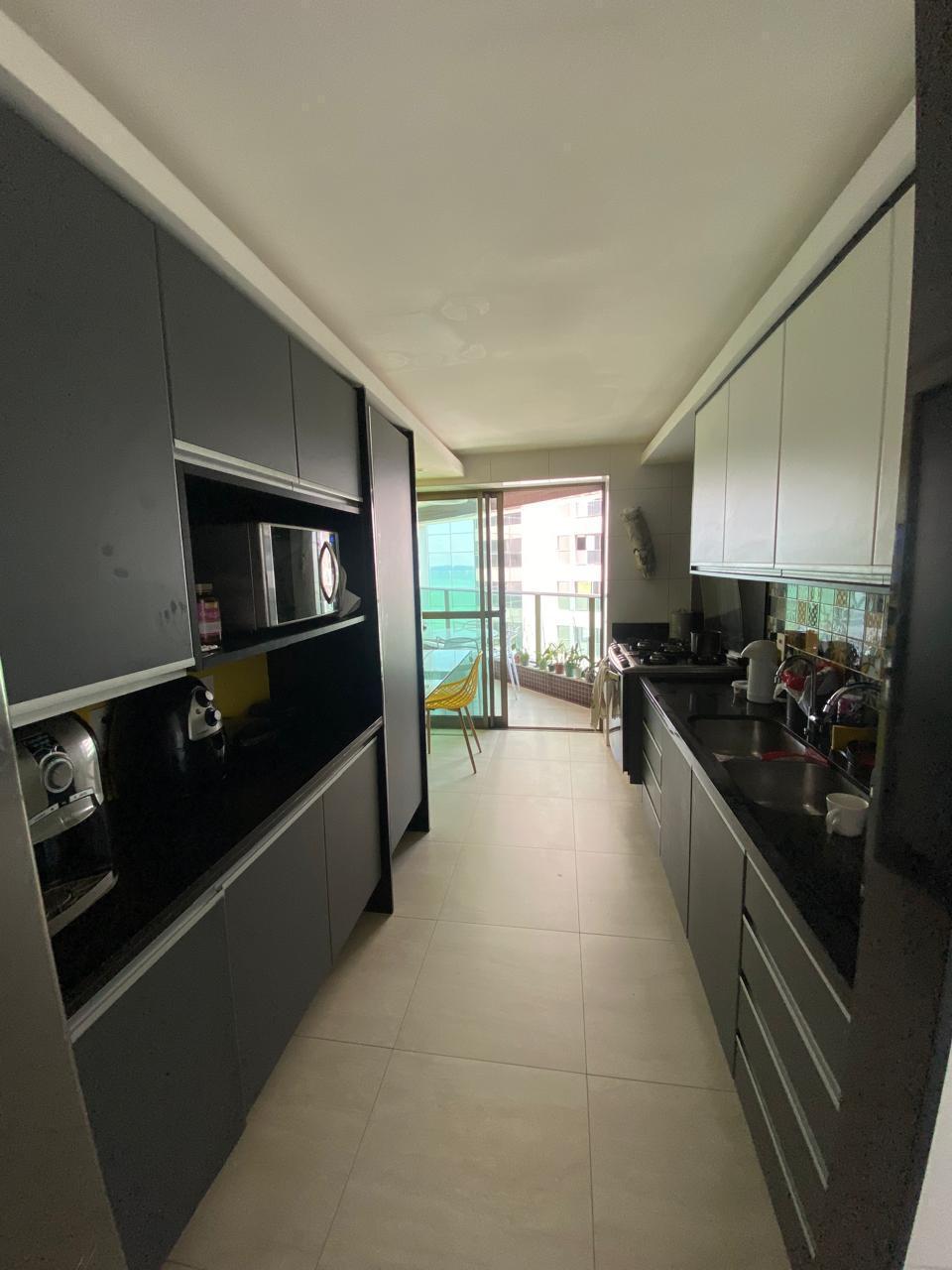 Foto do imóvel: Apartamento com 4 Quartos à Venda, 204 m² em Pina - Recife