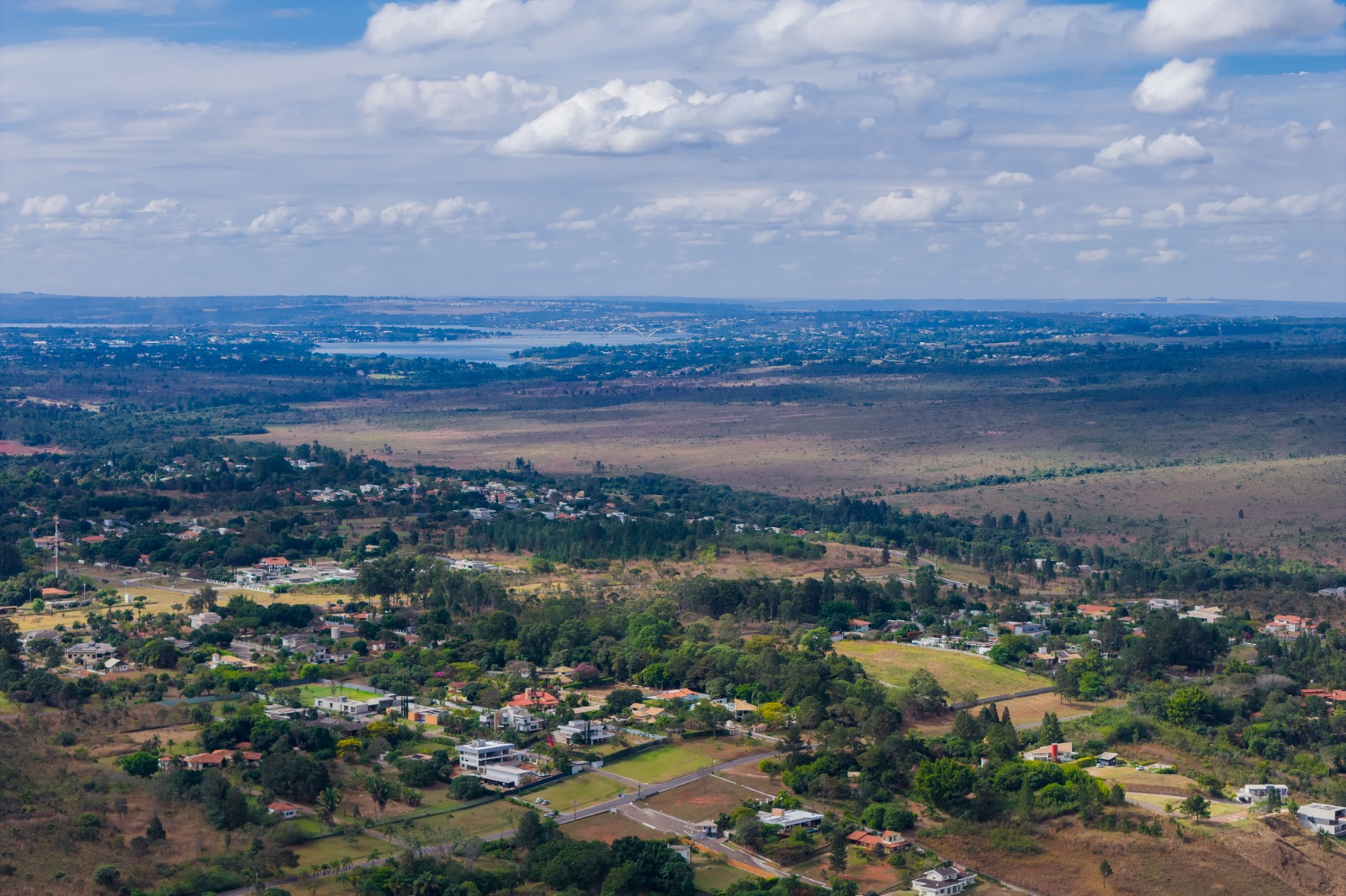 Foto do imóvel: Terreno em Condomínio à Venda, 24.800 m² em Park Way - Brasília