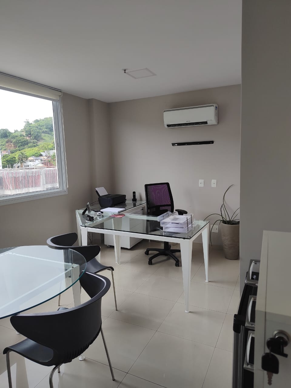 Foto do imóvel: Sala Comercial à Venda, 28 m²em Santa Rosa - Niterói