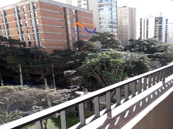 Apartamento com 3 Quartos à Venda ou Locação, 105 m² em Vila Uberabinha - São Paulo