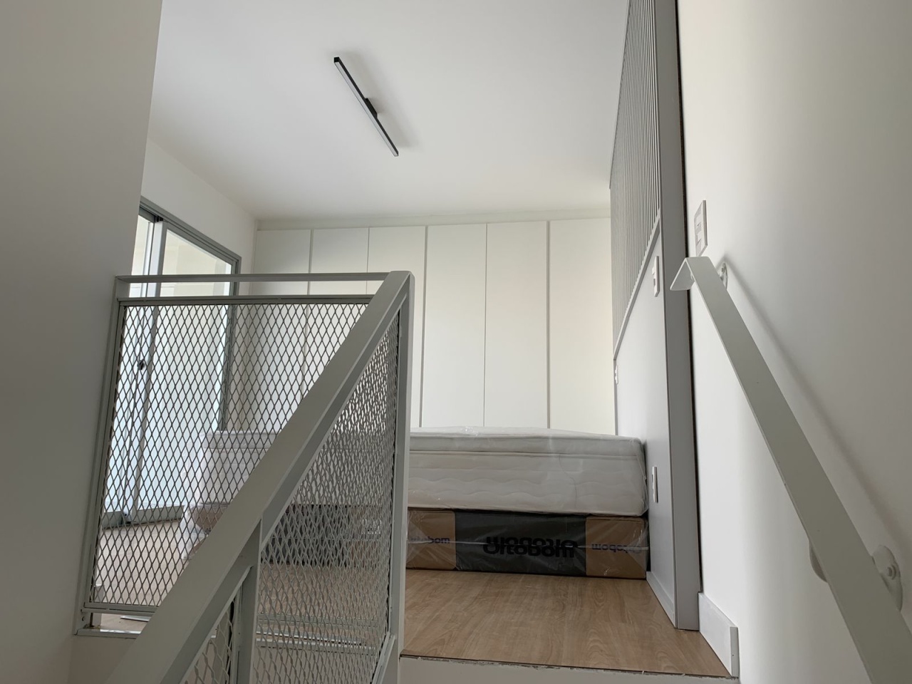 Imagem Apartamento com 1 Quarto para Alugar, 98 m²em Pinheiros - São Paulo