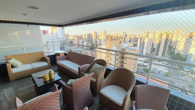 Imagem Apartamento com 3 Quartos à Venda, 216 m² em Aldeota - Fortaleza