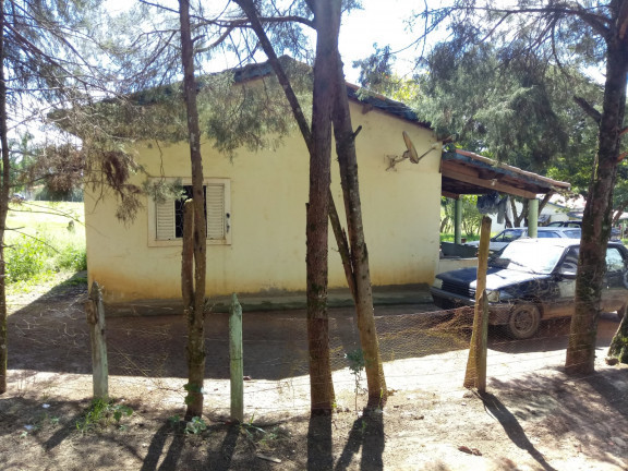 Imagem Chácara com 2 Quartos à Venda, 25.000 m²em Vila Favorino - Caçapava