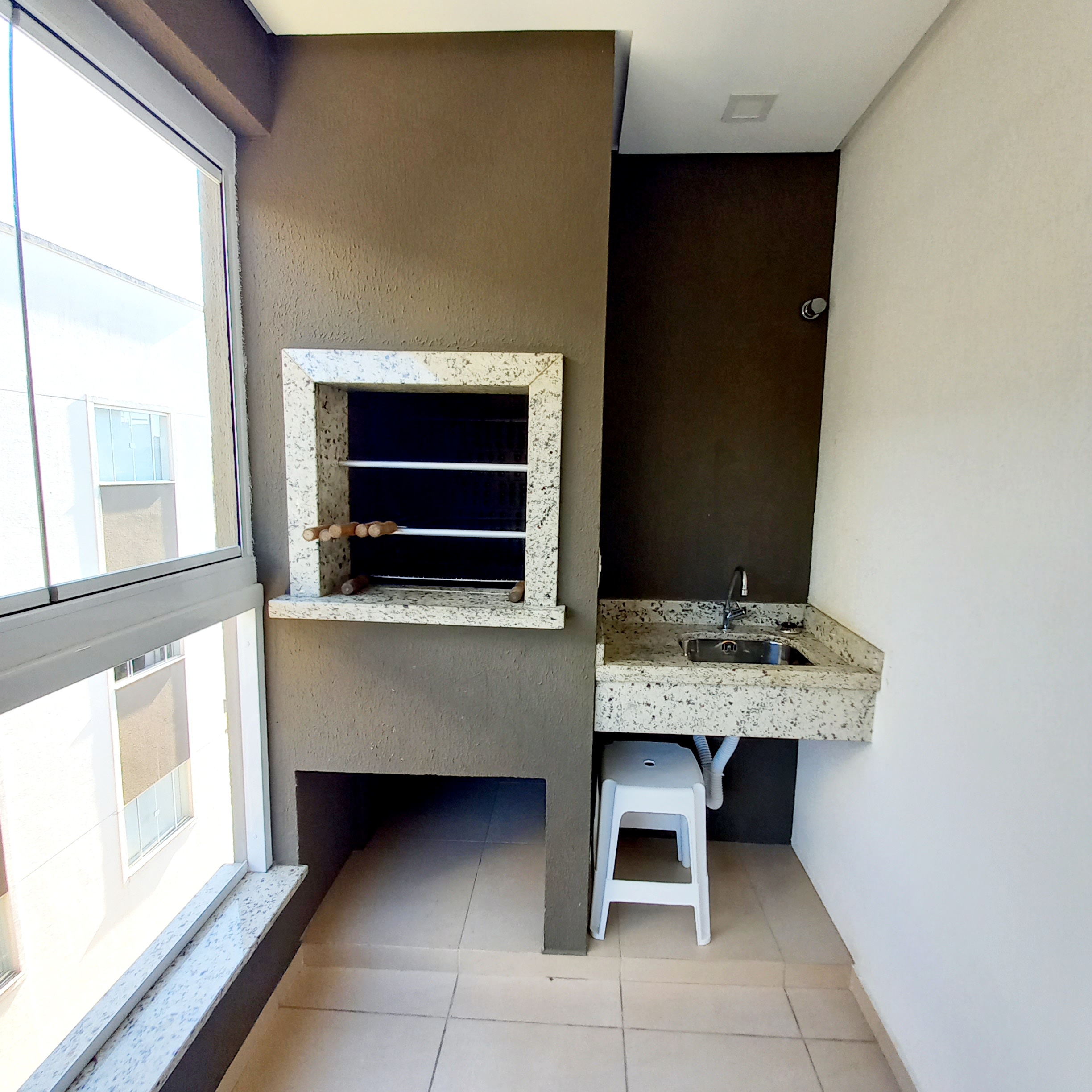 Imagem Apartamento com 2 Quartos à Venda, 78 m²em Bombas - Bombinhas