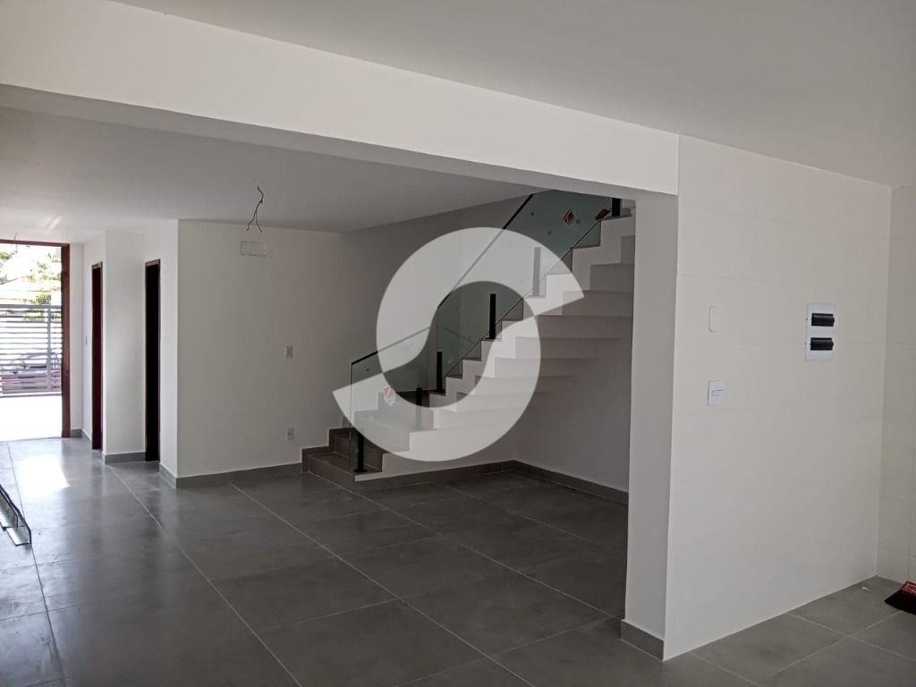 Foto do imóvel: Casa com 4 Quartos à Venda, 209 m² em Itaipu - Niterói